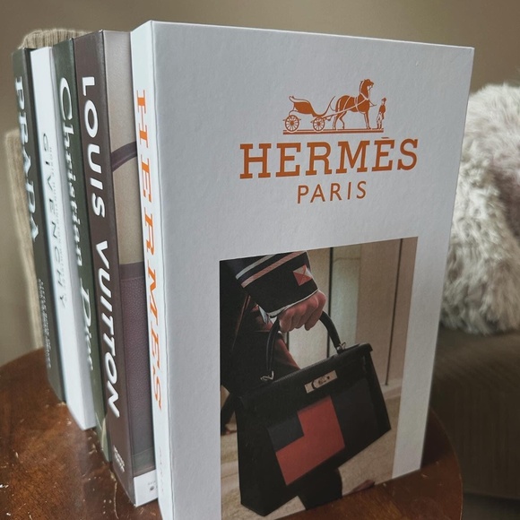 5pcs Fashion Decorative Books Faux Books for Decoration Modern Coffee Table Book - Picture 2 of 6